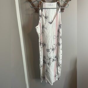 Linen Lux designed in Australia linens blend side slits buttons along the edges